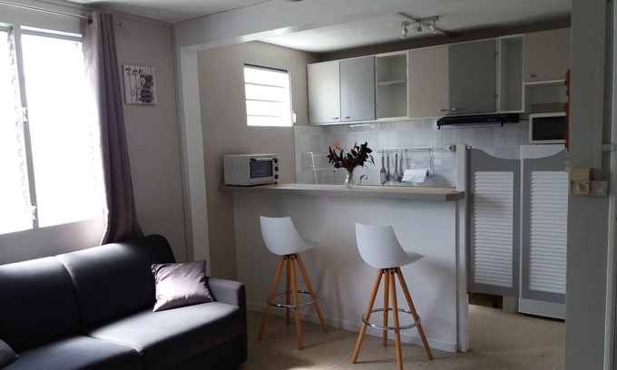 Schoelcher Apartment | Cozy F2 with Oceanfront Views and Family-Friendly Amenities