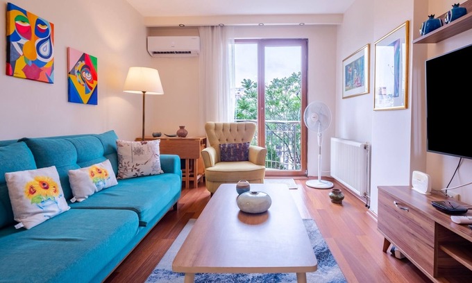Harbiye Apartment | Inviting Flat in Central Sisli with Family-Friendly Amenities