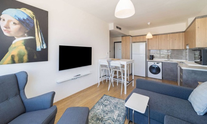 Kepez Apartment | Cozy Flat with Pool Access in Kepez for an Enjoyable Stay