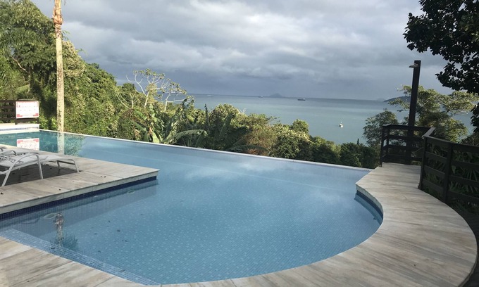 Ilhabela Condo | Cozy Condo on Avenida das Praias with Ocean View & Pool