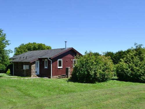 Woolfardisworthy House | Explore Pleasant Spot Lodge: Pet-Friendly 4-Star Retreat