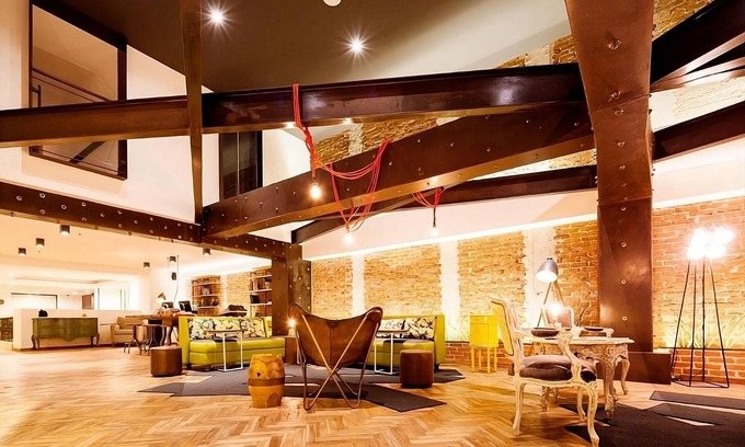 San Jose Hotel | Comfortable Stay Near Attractions with Pet-friendly Options