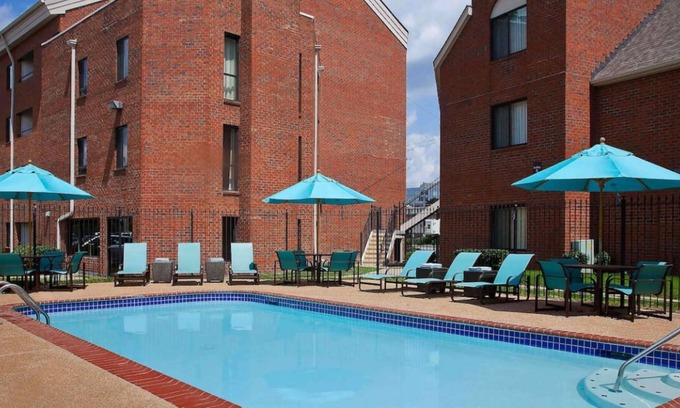 White Station House | Comfortable Stay Near Fire Museum with Pet-Friendly Perks