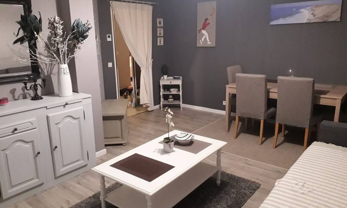Anglet Apartment | Guest Rated: 9.8! Family-Friendly T2 with Kitchen & WIFI