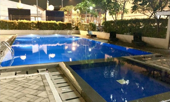 Kayu Putih Apartment | Cozy Tifolia Studio with Pool & Spa in Kelapa Gading
