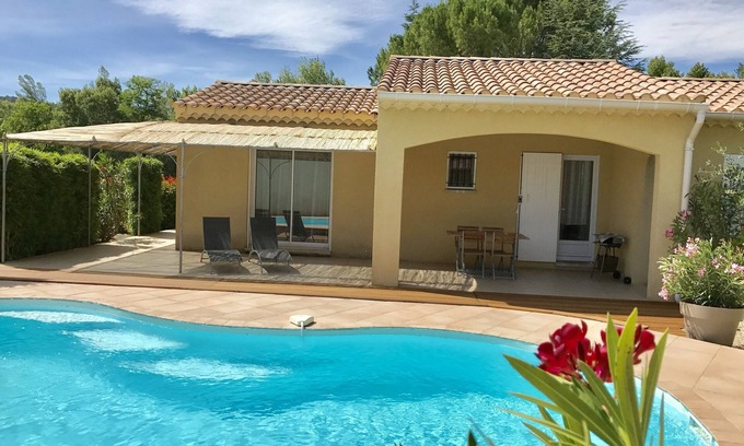 Crestet Villa | Inviting Villa with Private Pool and Ocean View Amenities