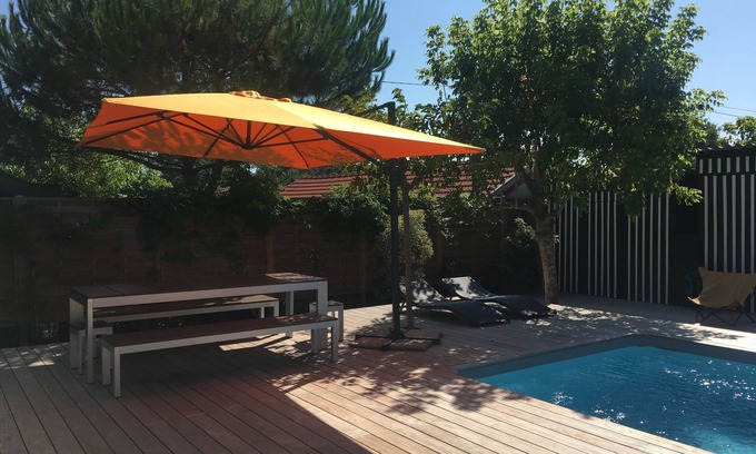 Claouey House | Charming Oceanfront Wooden House with Pool & Spa