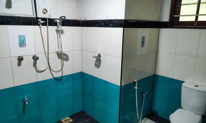 Ahangama House | Budget-Friendly Villa in Weligama with Family Amenities
