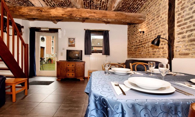 Richelle House | Inviting Holiday Home in Richelle with Garden & BBQ