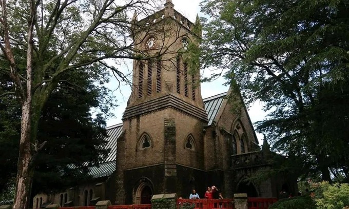Kumarhatti Bed & Breakfast | Discover Pleasing Pine's Retreat in Kasauli Valley