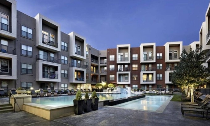 Dallas Design District Apartment | Modern 2 Bedroom Apartment in Vibrant Downtown Dallas