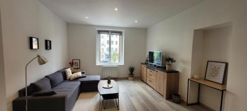 Saint-Claude Apartment | Plein centre, lumineux