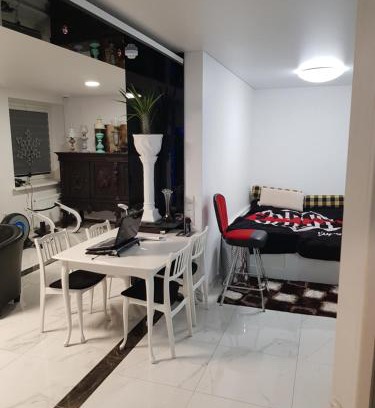 Anyksciai Apartment | Discover plt&EVA: Family-Friendly Stay with Breakfast