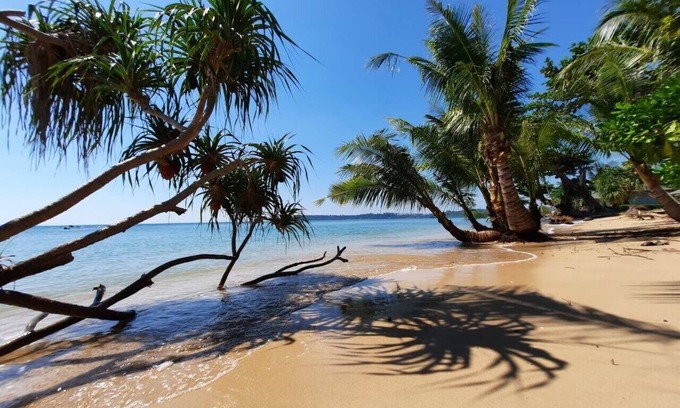 Ko Mak Hotel | Relax at Plub Pla Koh Mak Retreat with Ocean View Pool