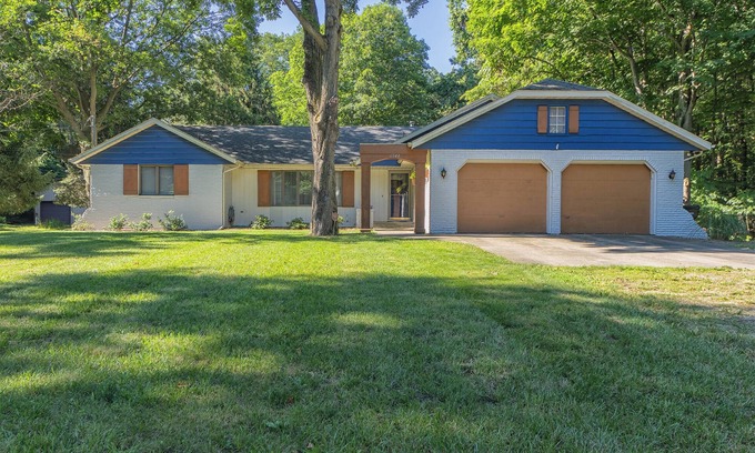 Fennville House | Plum Creek: Spacious Home with Two Kitchens & Ocean Views
