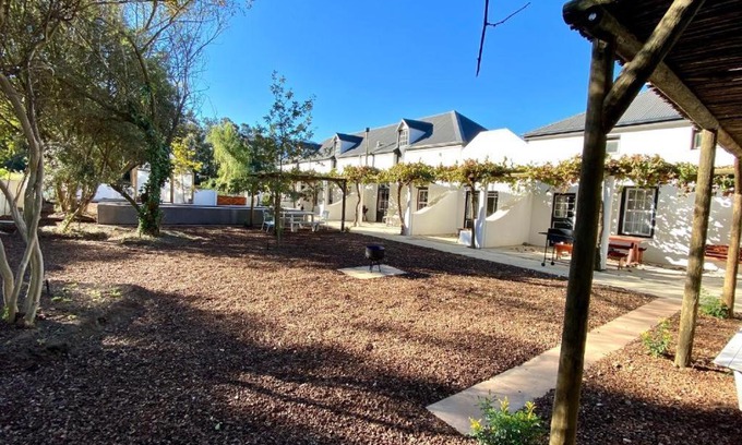 Riviersonderend Apartment | Family-Friendly Stay at Plumtree Farm with Pool Access