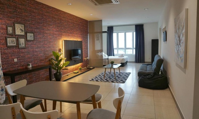 Taman Jubilee Apartment | Explore PM Octagon Ipoh Suites - Family-Friendly Comfort