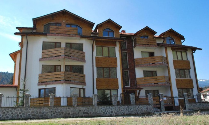 Madzhare Apartment | Welcoming PM Services Riverside Apartments with Accessibility