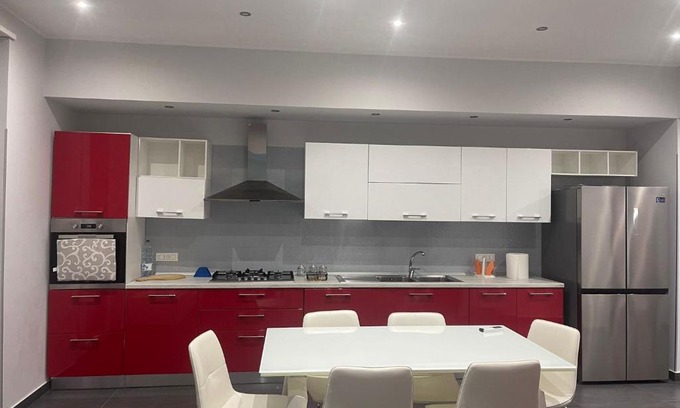Librizzi Apartment | Family-Friendly Retreat at PMM House for Memorable Stays