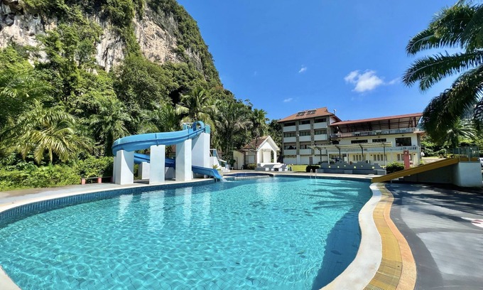 Ao Luek Hotel | Family-Friendly PN Mountain Resort and Villas in Krabi
