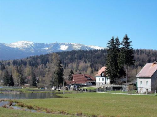 Piechowice Apartment | Pet-Friendly Getaway at Pod Śnieżnymi Kotłami - Rated 9.5/10