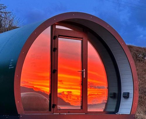 Calgary House | Pet-Friendly Retreat at Pod 4 Loch Ba - Rated 8.3/10