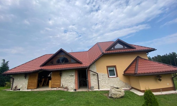 Adamow House | Guest Rated 9.3: Family & Pet-Friendly at Pod Szyszkami