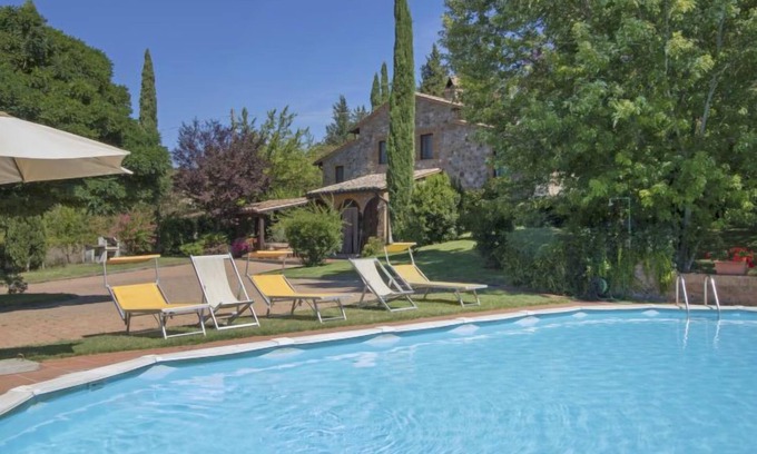 Proceno House | Pet-Friendly Retreat with Pool at Podere Agnese