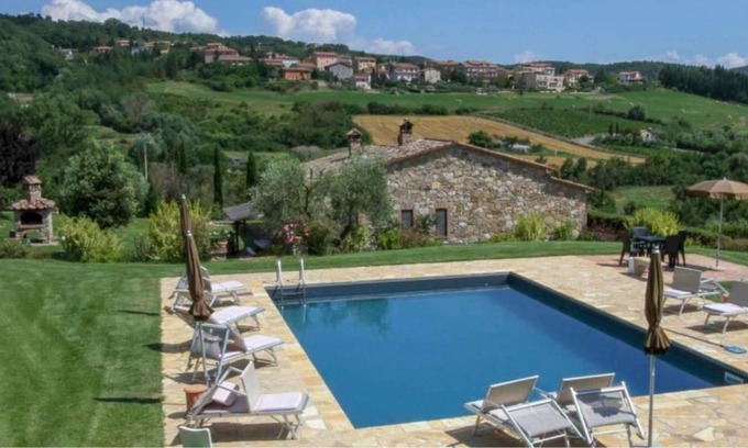San Casciano dei Bagni Villa | Family-Friendly Retreat at Podere Aurora - Pet Welcoming Stay