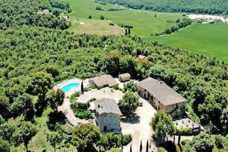 Simignano Apartment | Experience Podere La Castellina: Pool & Family-Friendly Stay