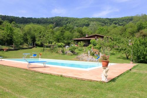 Abbadia San Salvatore Villa | Relax at Podere Mezzavia: Oceanfront Oasis with Pool