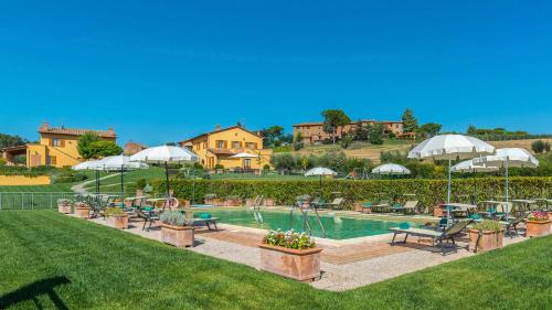 I Poggi Villa | Experience Oceanfront Bliss at Poderina dei Poggi 16