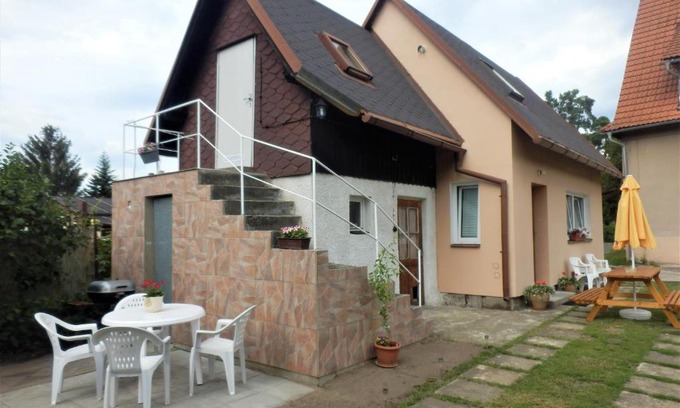 Stare Splavy Apartment | Cozy Podkrovní Apartmán v Zátiší - Perfect for Families!