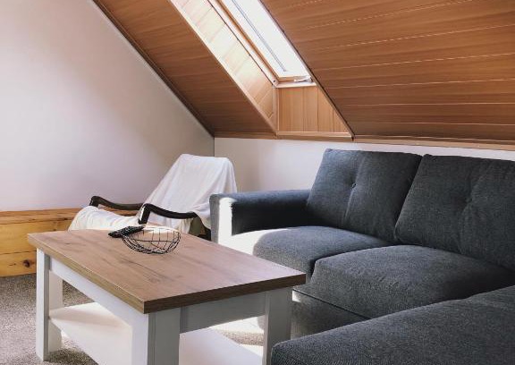 Bobrova Apartment | Family-Friendly Podkrovní byt Bobrová - Guest Rated 9.8