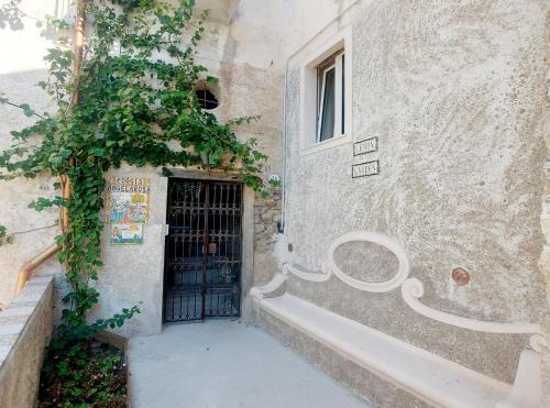 Pontone House | Relax at Poggio Angelarosa: Oceanfront Lemon Garden Escape
