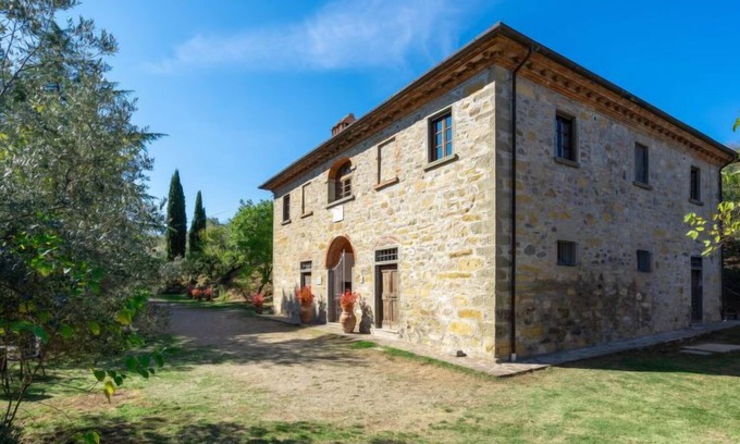 Montevarchi House | Discover Poggio Cuccule: Pet-Friendly with Private Pool