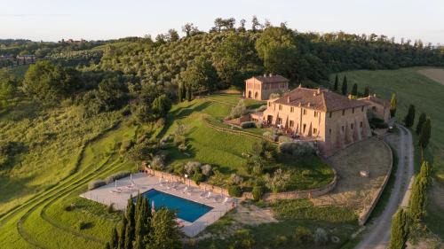 Montaione House | Oceanfront Relaxation at Poggio Giulia - Rated 9.8/10