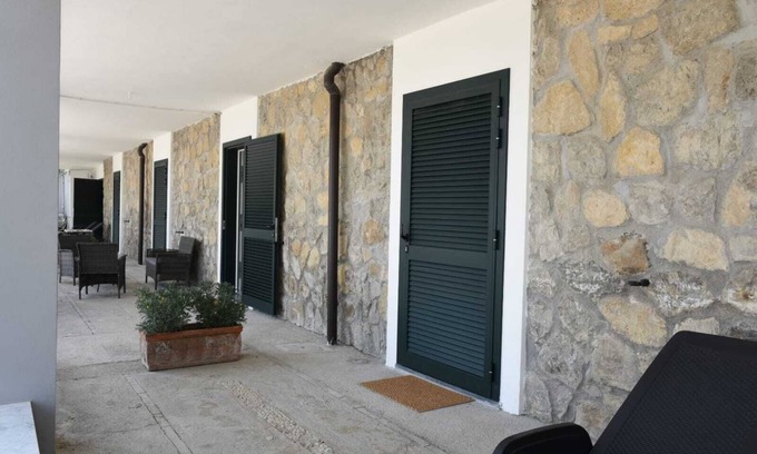 Castellammare di Stabia Villa | Elegant Poggio Miramare Home with Oceanfront Pool