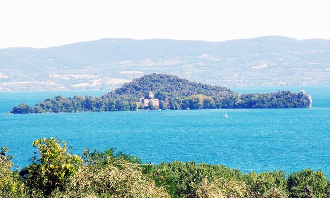 Capodimonte Bed & Breakfast | Discover Poggiolindo B&B: Spa, Breakfast & Family Friendly