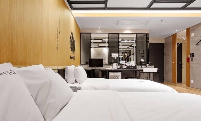 Pohang Hotel | Welcoming Pohang A1 Hotel Yeongildae: Family-Friendly Stay