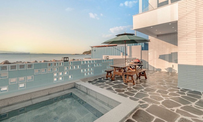 Pohang House | Pohang Imgok601dokchae Oceanview Pension