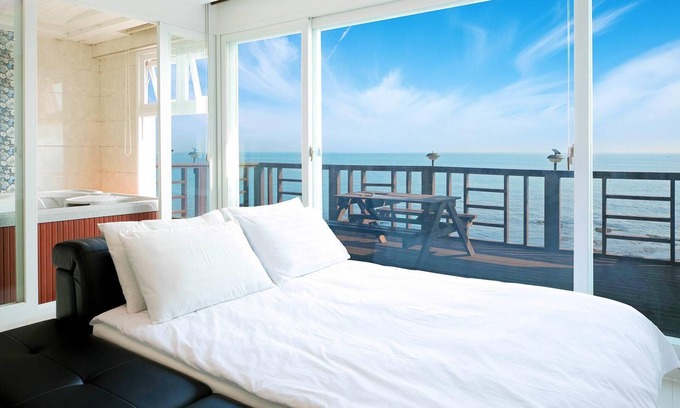 Pohang House | Top-Rated Pohang Sea Sure Pension with Family-Friendly Amenities