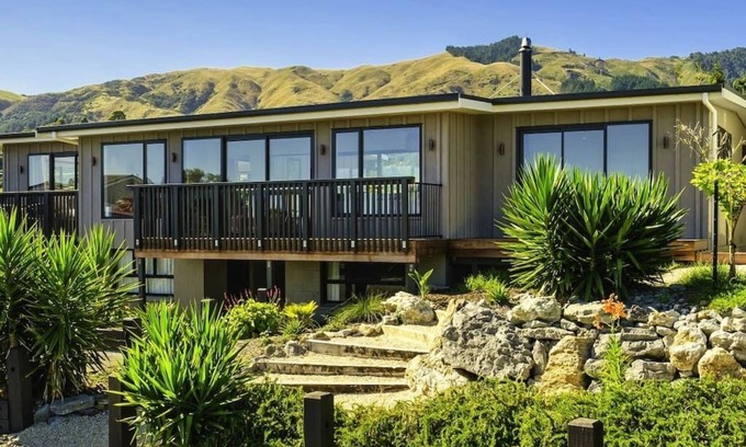 Pohara House | Pohara's Bliss by the Sea: Pet-Friendly & Guest Rated 9.8