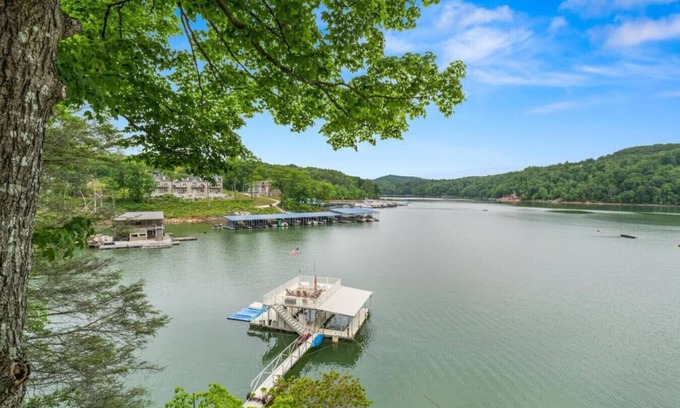 Rocky Top Cottage | Discover Point 3 Paradise: Dock, Firepit & Unmatched Comfort