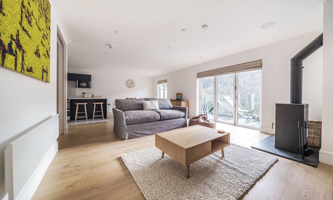 Lynmouth Apartment | Point View, a luxury, two bedroom pet friendly holiday apartment in Lynmouth