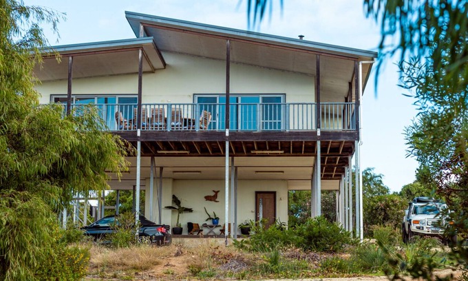Bremer Bay House | Scenic Pointviews with Breathtaking Mt Barron and Bay Views