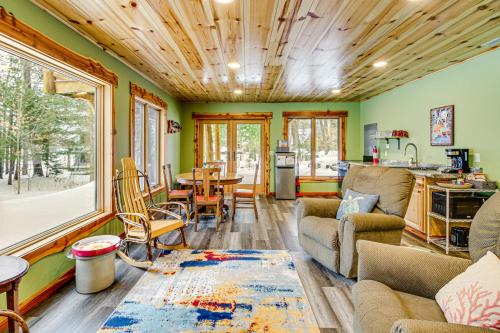 Grand Rapids Apartment | Relaxing Pokegama Lake Vacation Rental with Boat Dock Access