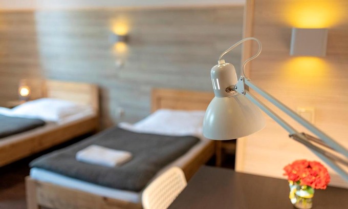 Paprocany Apartment | Pet-Friendly Retreat at Pokoje Gościnne Nad Jeziorem