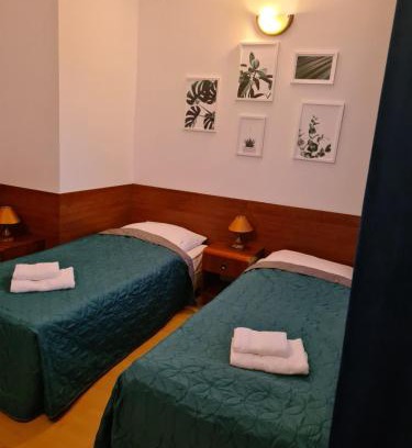 Frombork Hotel | Comfortable Stay at Pokoje gościnne Restauracji Don Roberto