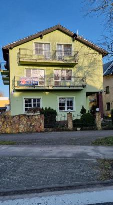 Łazy House | Pet-Friendly Retreat at Pokoje w Zielonym Domku